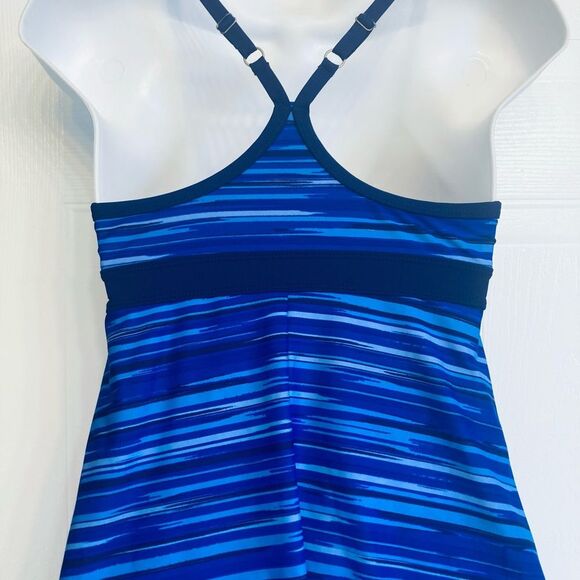 Athleta 984279 Printed Shorebreak Swim Dress Blue UPF 50+ Petite Size XXSP - Picture 4 of 10